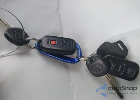 2006 Toyota Highlander V6 from USA, damaged, VIN JTEEP21A360177859